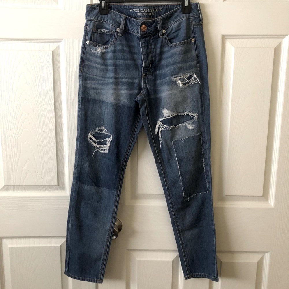 AEO Tomgirl patched distressed jeans size 4